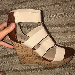 STEVE MADDEN WEDGES